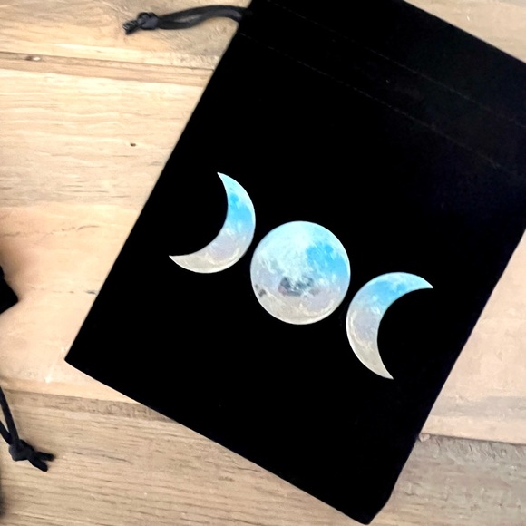 New! Black Velvet Witchy Jewelry Crystal or Tarot Card Pouch - Picture 4 of 4